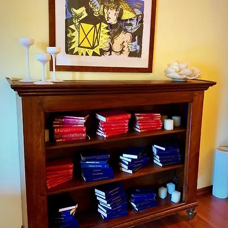 Elegante Trilocale Con Garage, Terrazzo E Vista Montagne Apartmán